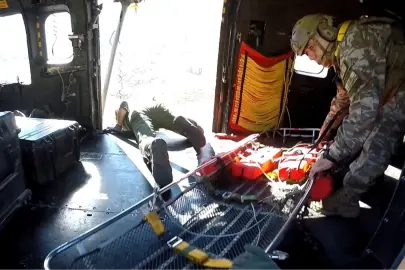 Niğde Aladağlar’da yaralanan vatandaş helikopterle kurtarıldı