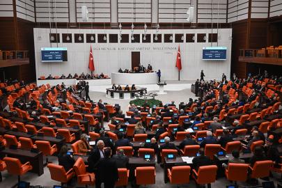 TBMM'nin çalışma süresi uzatıldı
