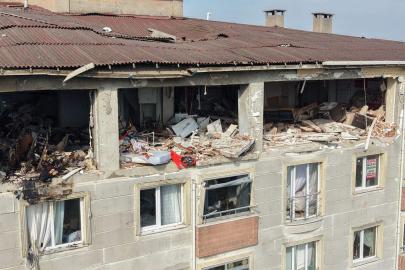 Çorlu'da apartman dairesindeki patlamanın nedeni belli oldu, hasar gün ağarınca ortaya çıktı