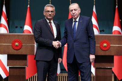 Cumhurbaşkanı Erdoğan, KKTC Cumhurbaşkanı Erhürman ve KKTC Başbakanı Üstel ile görüştü