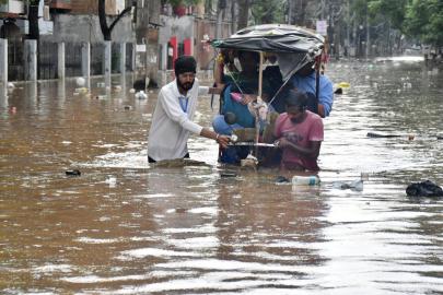 Hindistan ve Sri Lanka'da muson felaketi. 100'den fazla kişi öldü