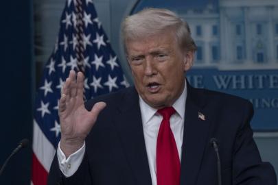 Trump: Hürmüz Boğazı'ndaki tüm mayınlar temizlendi